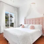 Couette-café Oriana Relais 4*