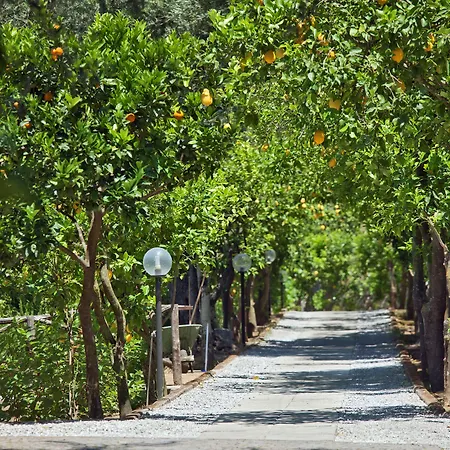 Oriana Relais Bed & Breakfast 4*