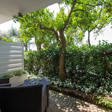 Oriana Relais Bed & Breakfast 4*