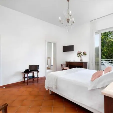 Oriana Relais 4*