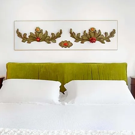 Oriana Relais Bed & Breakfast 4*